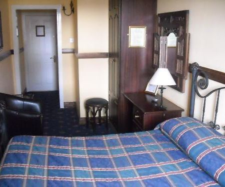 Banner Lodge Эннис Экстерьер фото
